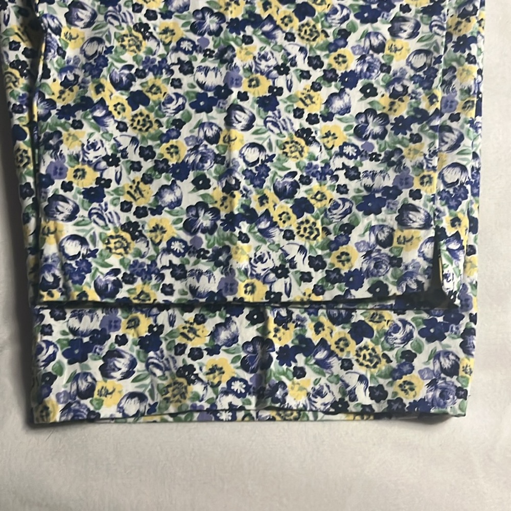 NWT Karen Scott Floral Capri Pants - Picture 3 of 8